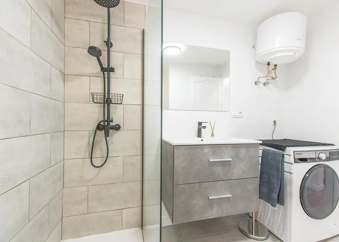 Montserrat Apartamento *