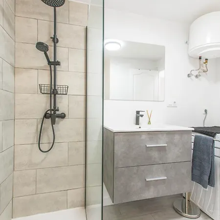 Montserrat Apartamento *